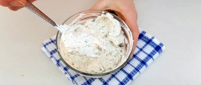 The simplest soft cream cheese without cooking from kefir