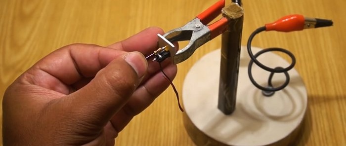 How to make a micro cordless drill with your own hands