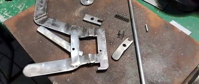 How to make a quick-release clamp with your own hands from scratch