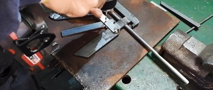 How to make a quick-release clamp with your own hands from scratch