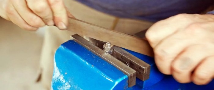 How to make a simple mini clamp