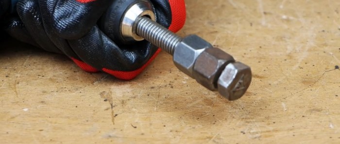 DIY chain bearing puller