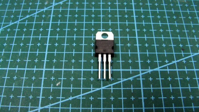 A useful attachment to a multimeter for measuring low-resistance resistors