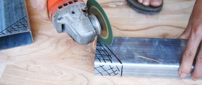 How to mark the ends of profile pipes for cutting at different angles and subsequent connection