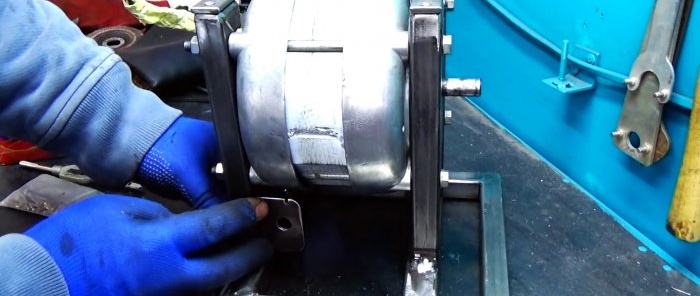 How to make a grinding machine from an old stripper engine