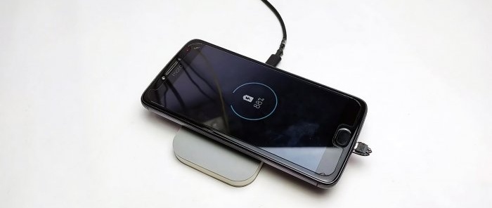 How to make wireless charging for a smartphone