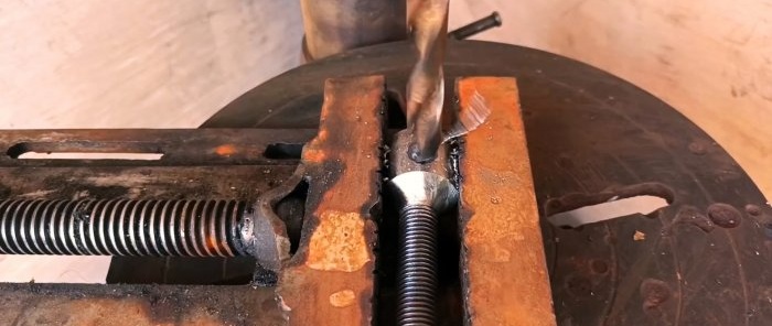 Reliable do-it-yourself bearing puller