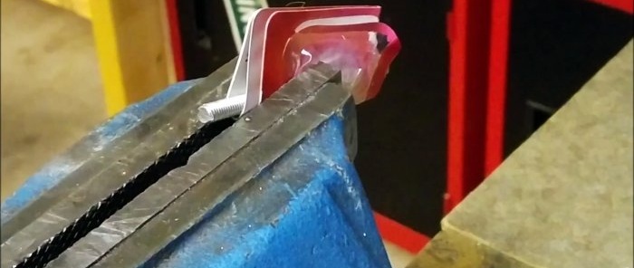 How to make a simple clamp from store-bought fasteners