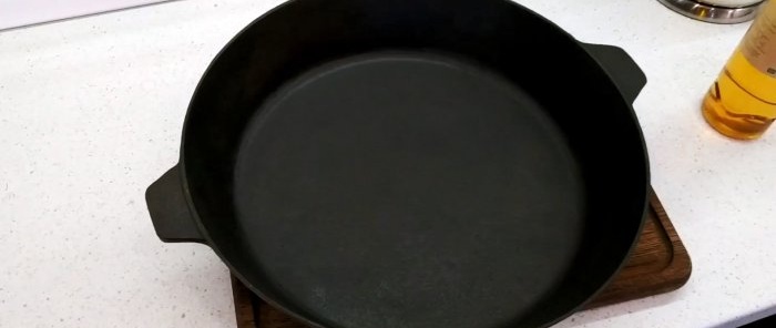 How to restore a cast iron skillet and make it non-stick