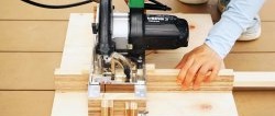 How to make an attachment for a circular saw for quick cuts at 45 and 90 degrees