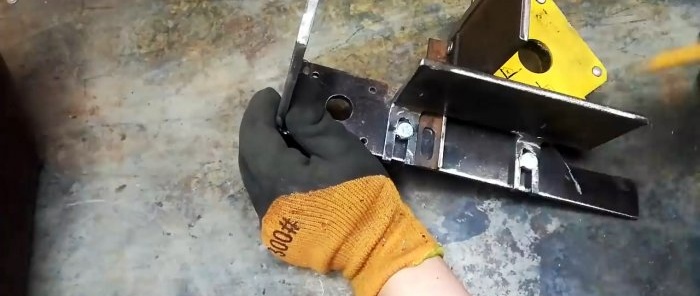 How to make a belt grinder from a grinder with your own hands