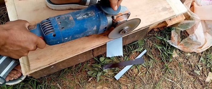 How to make a simple cord clamp from a piece of tin for smooth brick laying