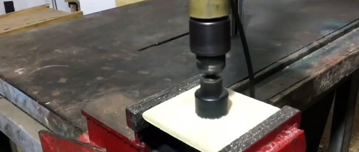 How to make a hand router from a broken blender