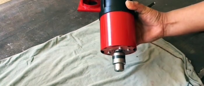 How to make a hand router from a broken blender