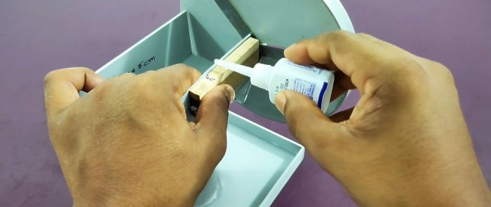 How to make a shredder to quickly cut potatoes into chips