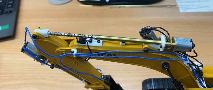 How to make a fast linear actuator from a gear motor and an old disk drive