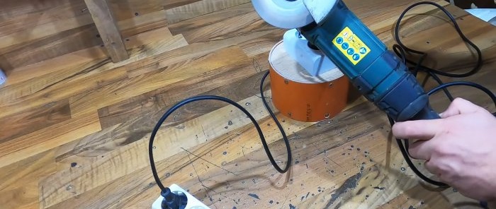 How to make a self-winding extension cord from an old vacuum cleaner