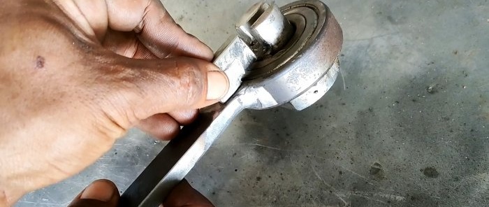 How to Make a Bearing Jig for Easy and Fast Chain Making