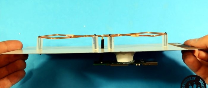 Do-it-yourself long-range Wi-Fi antenna for a Chinese adapter