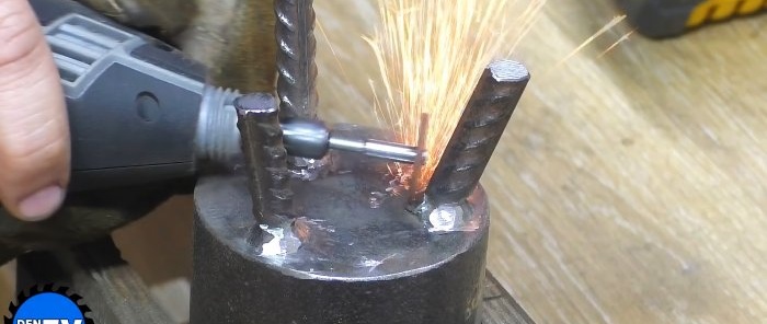 DIY mini potbelly stove for a mug