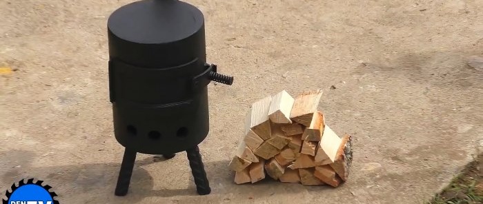 DIY mini potbelly stove for a mug