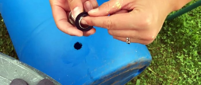 How to install a tap in a tank or barrel