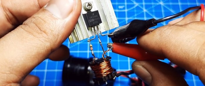 The simplest converter of 4 parts from 1.5 to 220 V