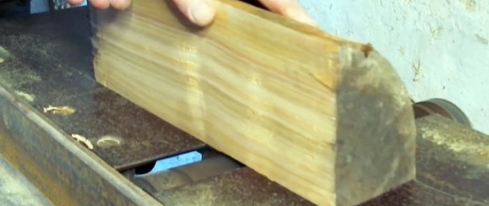 How to make a barrel from an old log