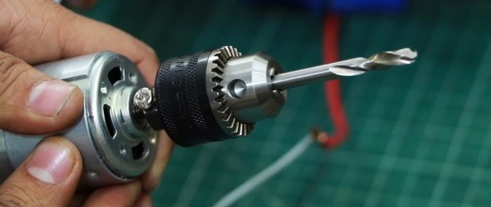 How to attach a drill chuck to a thin electric motor shaft using a bolt