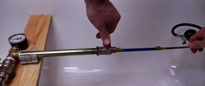 How to make a pneumatic plug for temporarily plugging a pipe and working under pressure