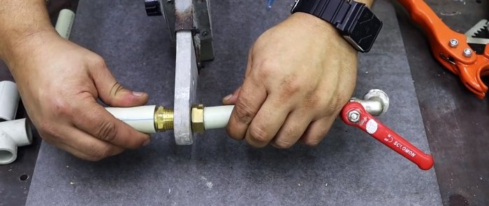 How to make a thread-cutting nozzle for PP pipes Do-it-yourself dismountable water supply