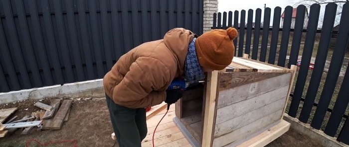 How to make a warm dog house with Wi-Fi control