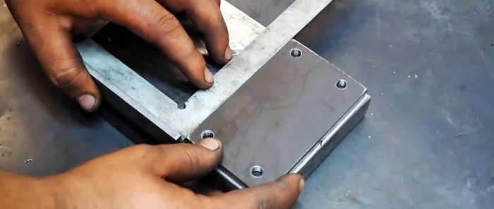 Do-it-yourself portable drilling machine with an electromagnetic sole from a hand drill