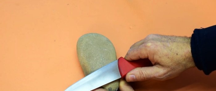 4 ways to sharpen a knife if you don’t have a sharpener or whetstone