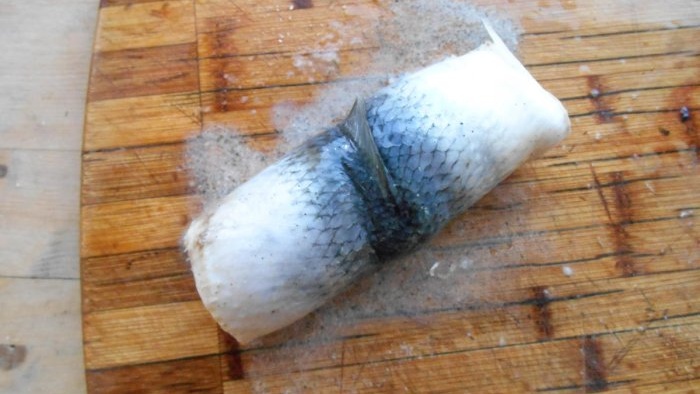 How to salt herring in an extremely tasty way: 3 dry salting methods