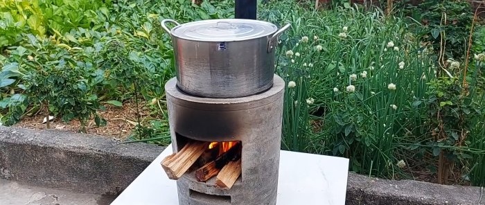 How to make a smokeless stove using cement and a couple of plastic buckets