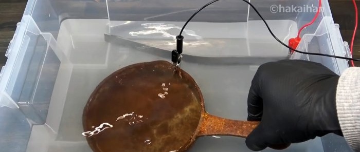 How to restore an old rusty frying pan