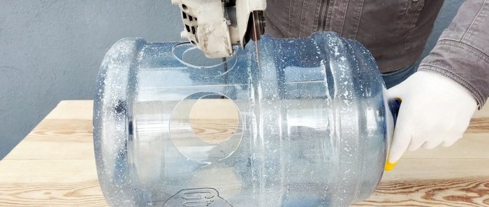 How to make a long-lasting automatic drinker and feeder for poultry from PET bottles