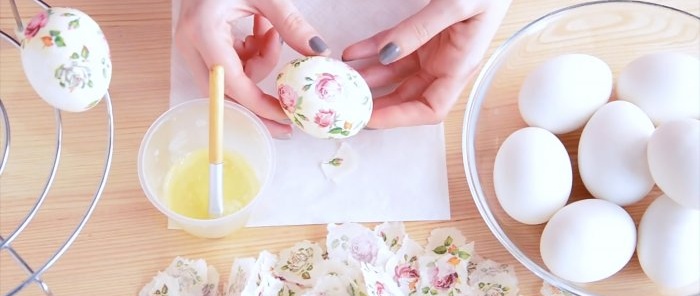 How to easily decorate eggs without stickers and save money