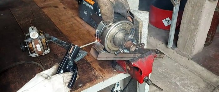 The simplest lathe for metalworking with your own hands