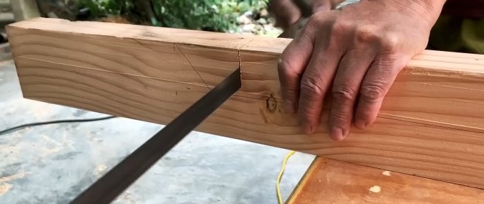 How to make a folding ladder from wood