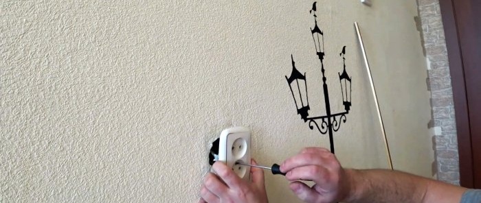 How to fix a fallen socket easily and quickly