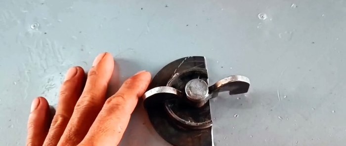 How to make a latch for a carriage-type door from leftover metal