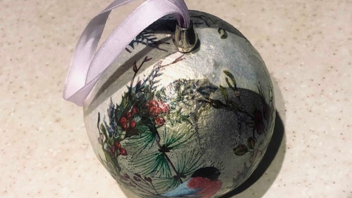 Christmas ball from egg packaging