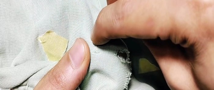 How to quietly sew up a hole in clothing