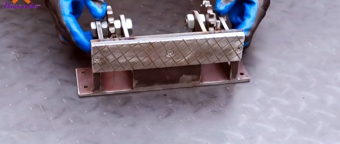 How to make a vice using bicycle parts