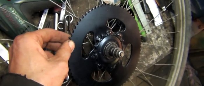 How to make a motorbike based on a lawn mower engine