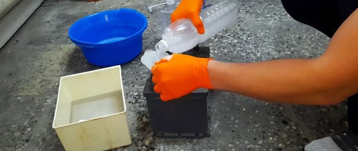 How to restore a battery with baking soda