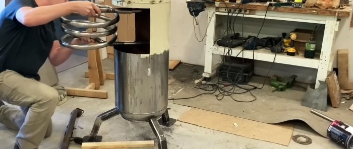 How to make a wooden bathtub heated from a wood boiler