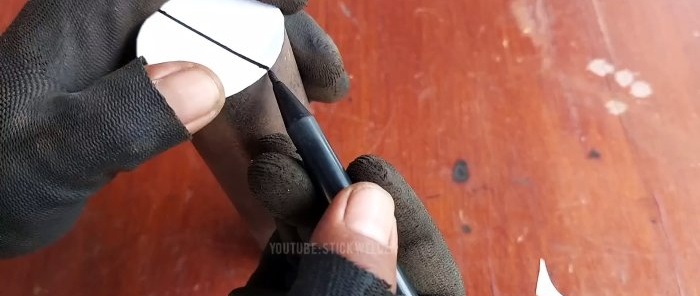 How to perfectly cut a pipe at right angles